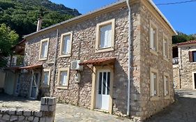 Studio Lakis Barbajonn'S Stone House
